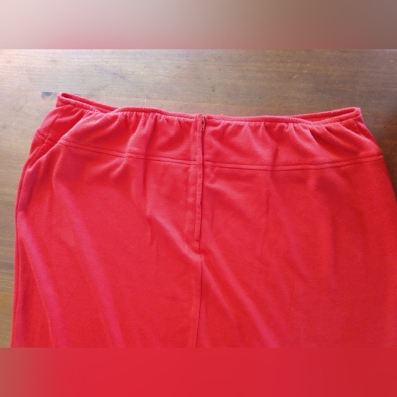 Sag Harbor Petite Knit Midi Skirt w/Side Slit Detail - Picture 7 of 9